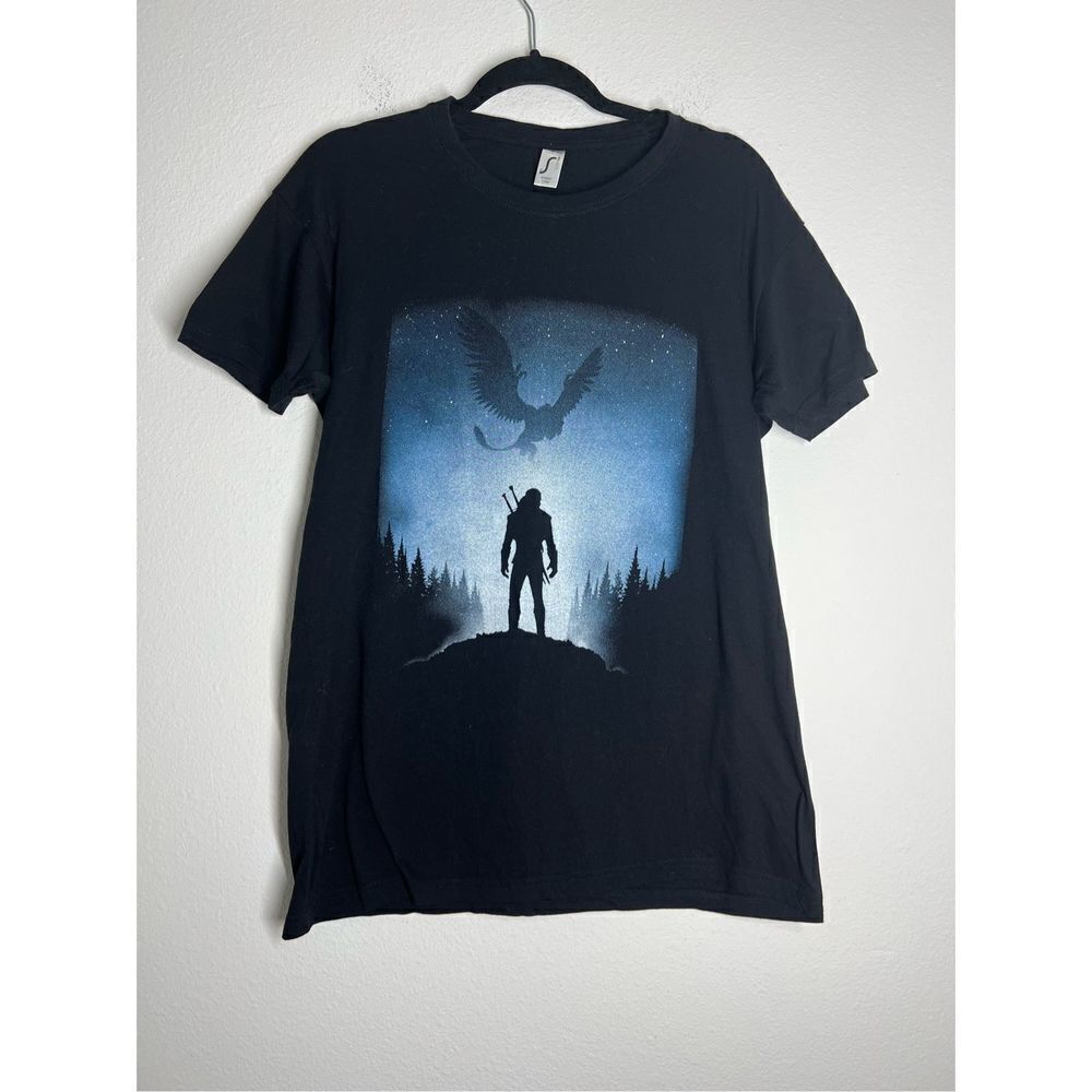 WHITE WOLF VS THE GRIFFIN Classic T-shirt Size M black Cotton